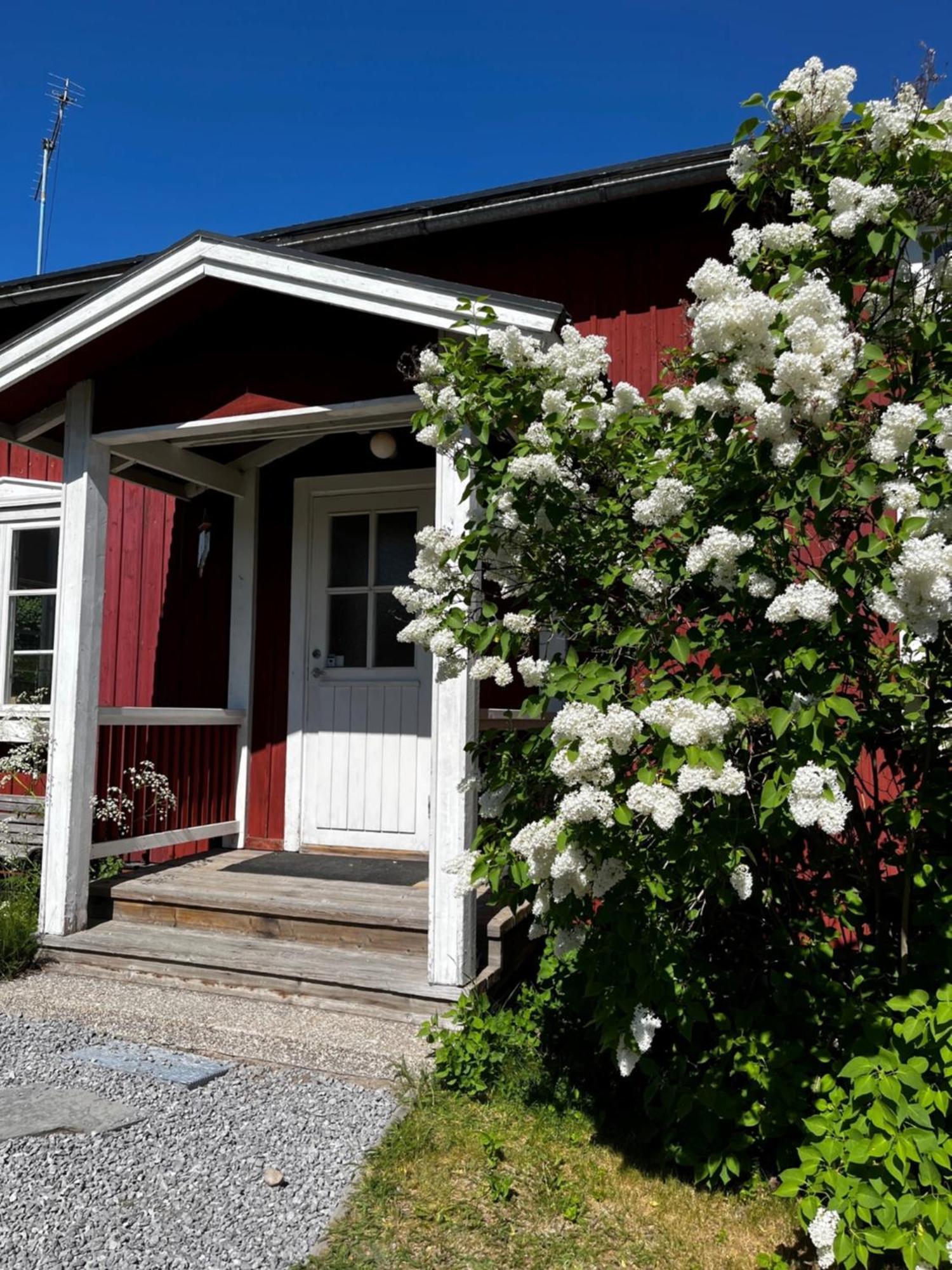 The Guest House. Gammelstaden 外观 照片